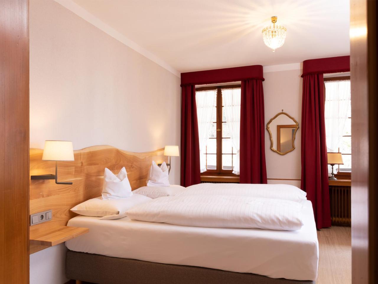 Hotel Gasthaus Adler Glottertal Luaran gambar