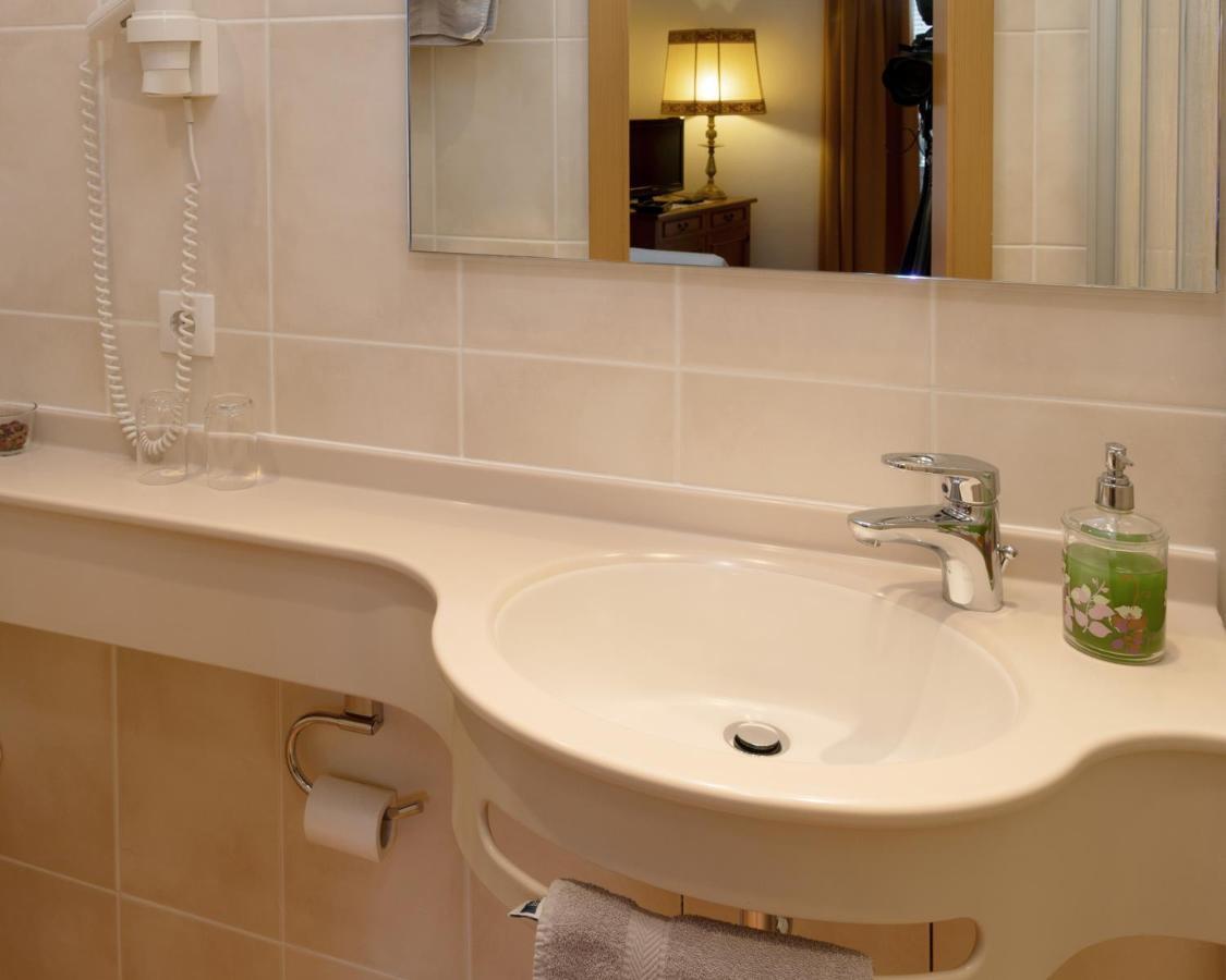 Hotel Gasthaus Adler Glottertal Luaran gambar